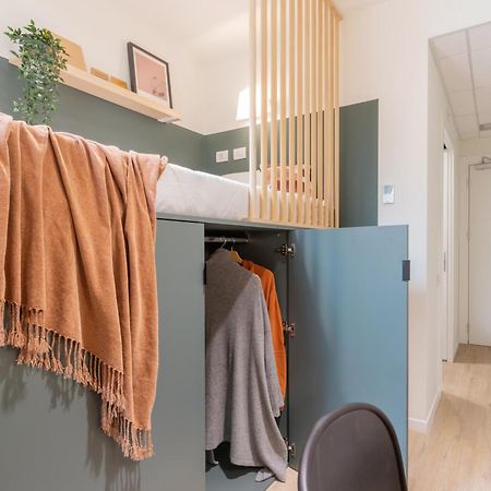Well-Located Campus Rooms Near City Park Milan Luaran gambar