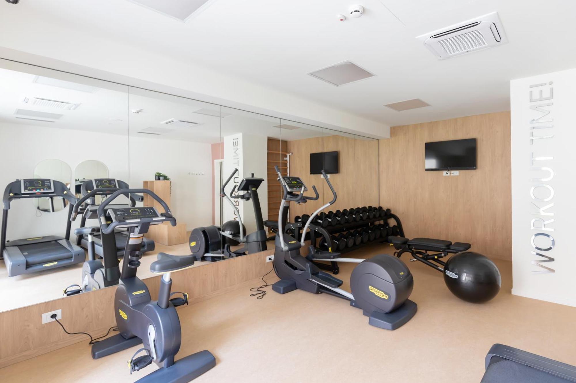Well-Located Campus Rooms Near City Park Milan Luaran gambar