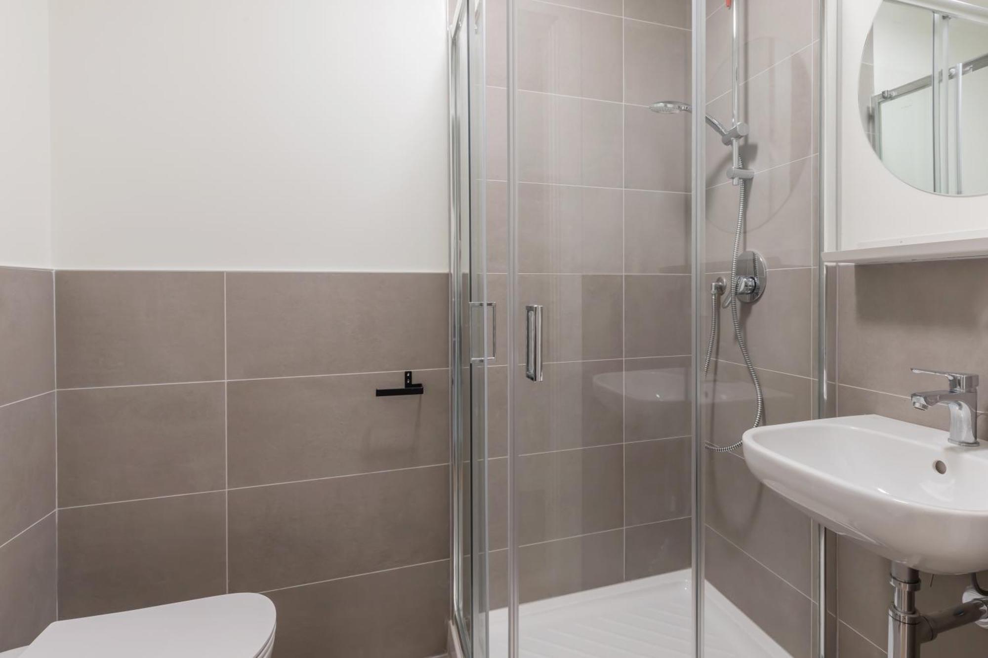 Well-Located Campus Rooms Near City Park Milan Luaran gambar