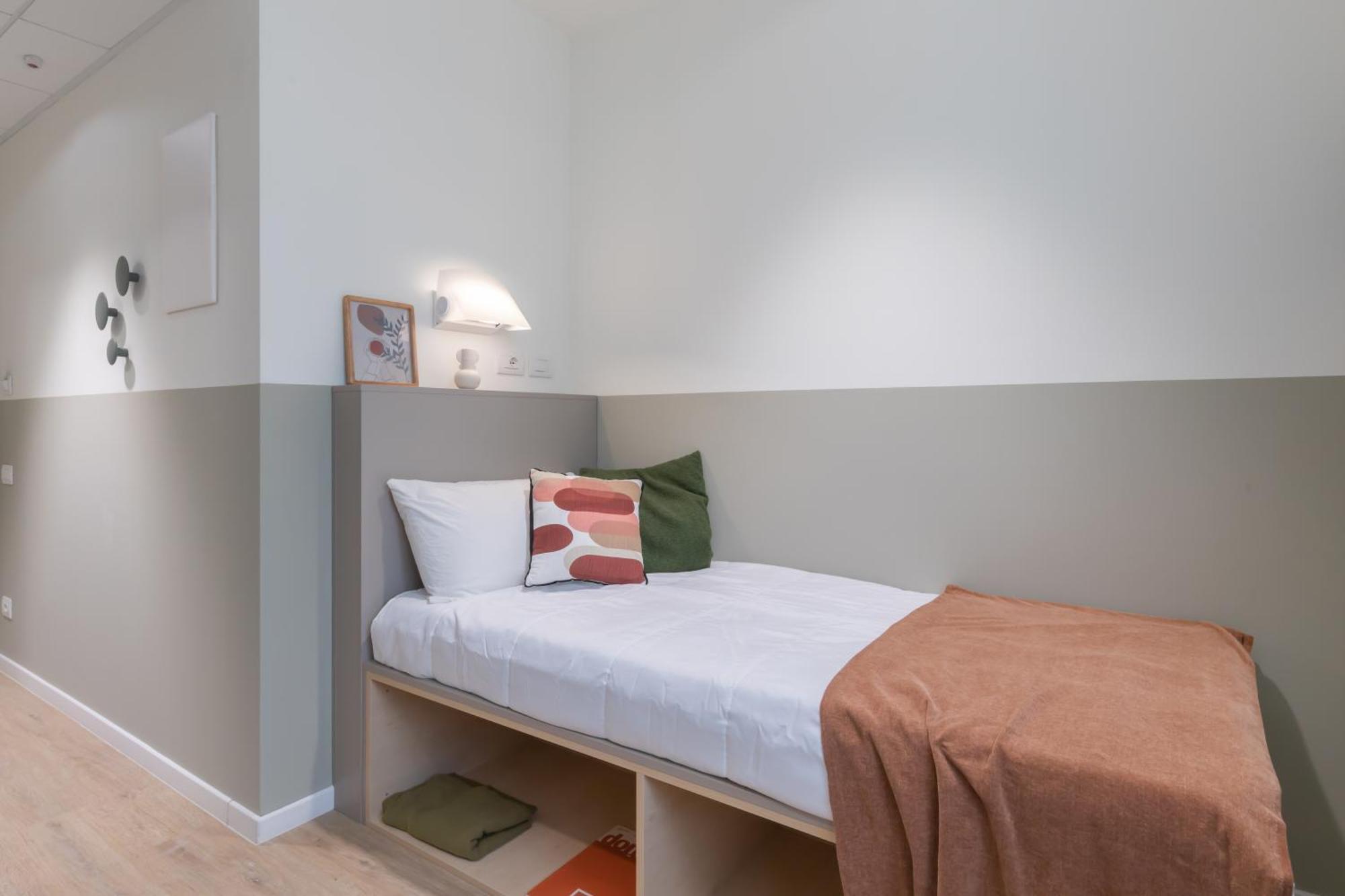 Well-Located Campus Rooms Near City Park Milan Luaran gambar